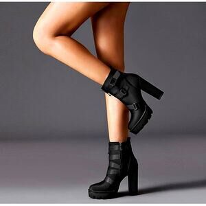 Wet Kiss Chunky High Heel Platform Combat Boots Black 8